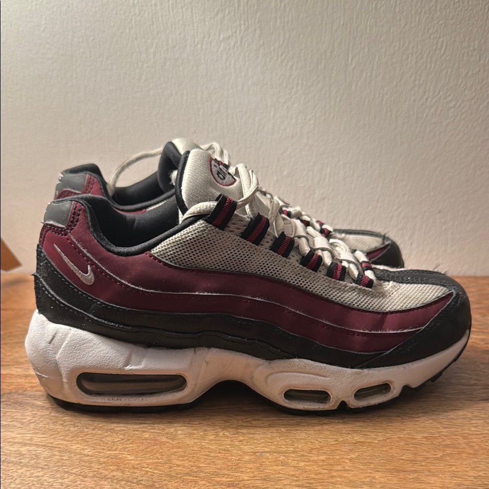 Nike Air Max 95 Maroon and White Sneakers